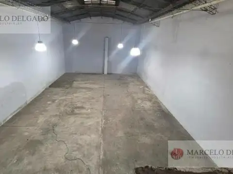 Depósito - Galpón de 300 m2 en Constitución - ALQUILER