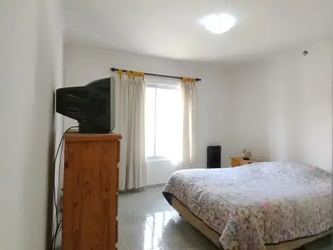 alquiler casa con quincho y cochera