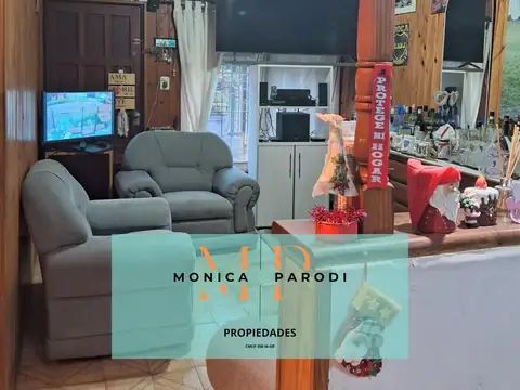 Casa en venta en Rafael Castillo – 3 ambientes con garage doble y potencial de ampliación