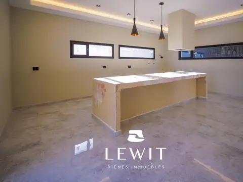 Casa en Venta 1 año