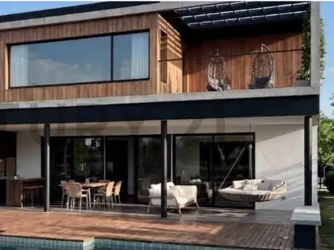 Casa al río en El Canal Villanueva, 3 suites, pileta, y posibilidad de amarra privada