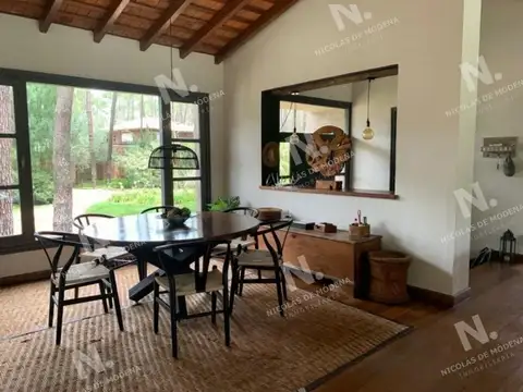 Espectacular Casa en Barrio Privado Laguna Blanca