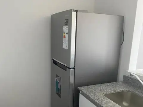Departamento en Alquiler Temporal en Refinerías, $ 1.050.000