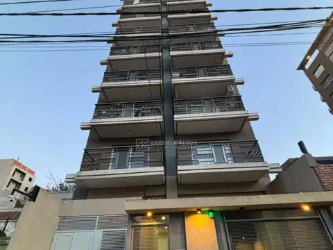 Moreno 4600, Piso 8