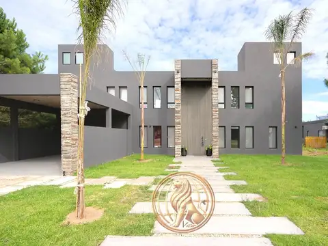 Casa en Venta de 6 dormitorios