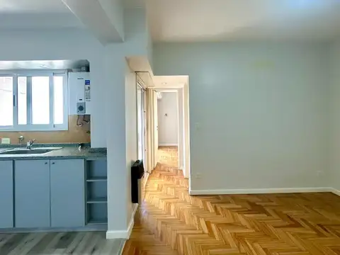 Dpto 2 amb en pleno centro de Lomas - H. Irigoyen 9115