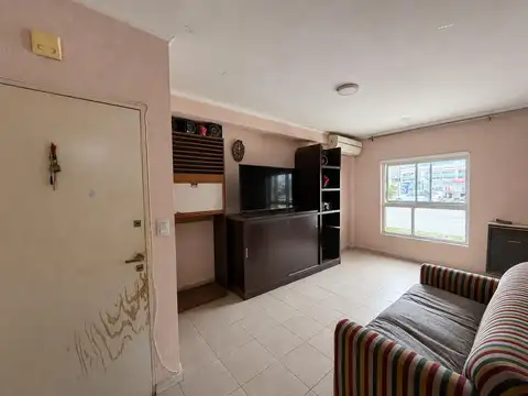 Departamento 5 ambientes con 2 baños