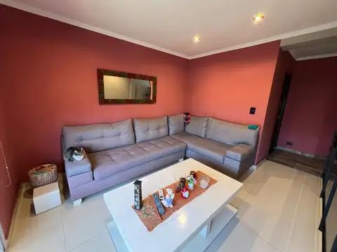 Depto Tipo Casa en Venta de 4 ambientes