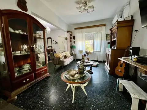 Depto Tipo Casa en Venta de 4 ambientes