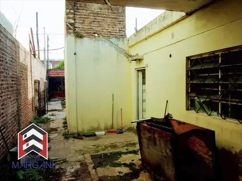 Casa en Venta en Isidro Casanova, USD 46.500