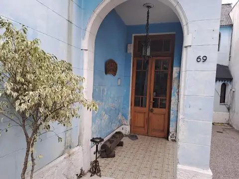 Casa en Venta en Morón, USD 230.000