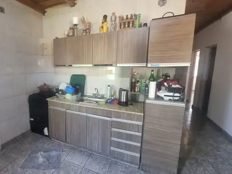 Casa en Venta con 3 cocheras