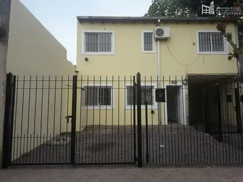 Dúplex en alquiler de 2 dormitorios c/ cochera en Ingeniero Maschwitz
