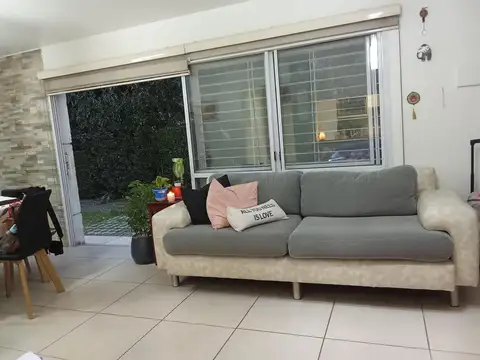 Depto Tipo Casa en Venta en Mendoza, USD 104.000