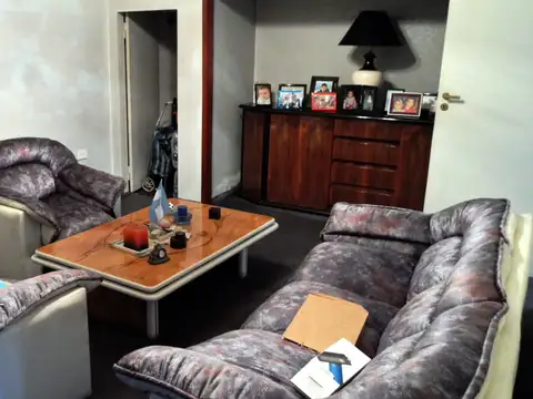 Terreno en Venta en Parque Chacabuco, USD 180.000