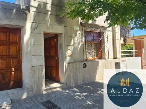 Casa en Alquiler en Punta Alta, $ 800.000