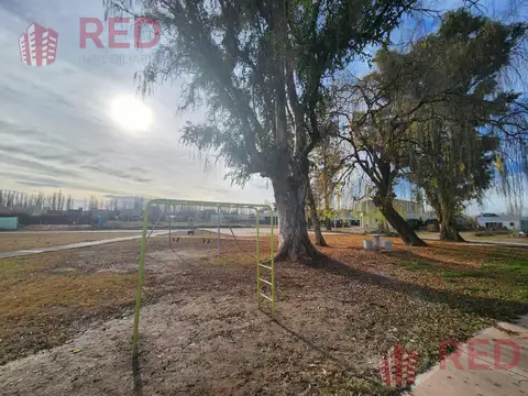 VENDE TERRENO EN BARRIO PRIVADO CINCO SALTOS