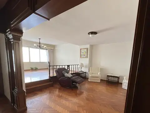 Departamento 7 ambientes con 3 baños