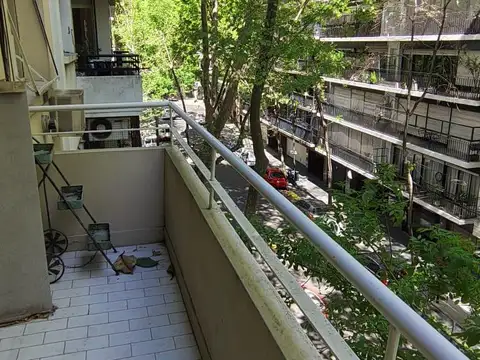 Exclusivo 4 Ambientes con Dependencia - Techos Altos, Luminosidad y Diseño