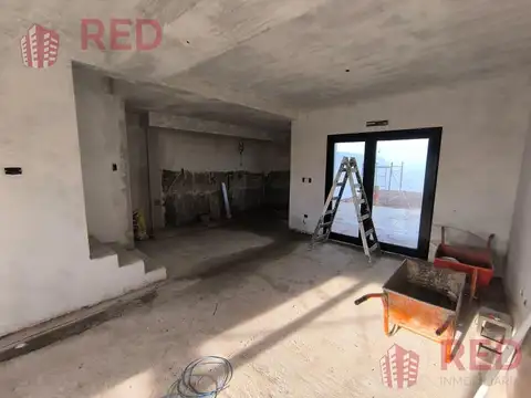 Depto Tipo Casa en Venta con 1 cocheras