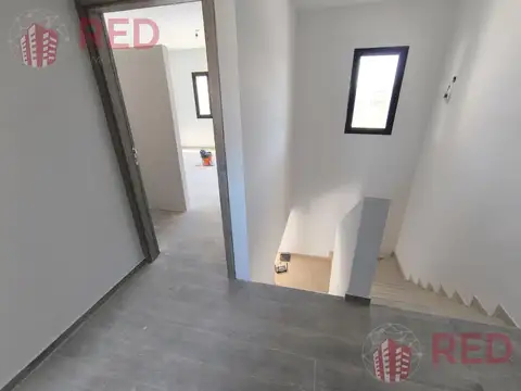 Depto Tipo Casa en Venta con 1 cocheras