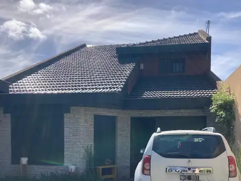 Casa en Venta en Pinos De Anchorena, USD 220.000