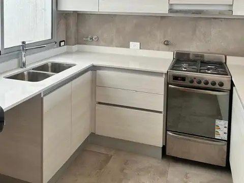 Gregorio De Laferrere 1100, Piso 8