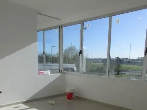 OFICINA COMERCIAL SOBRE COLECTORA