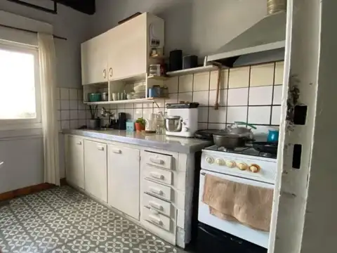 Depto Tipo Casa en Alquiler en Valentin Alsina, $ 630.000