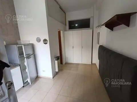 Depto Tipo Casa en Alquiler en El Palomar, $ 400.000
