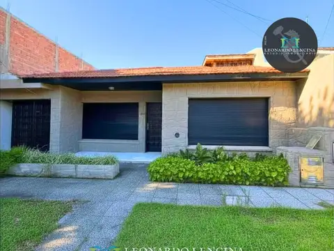 CHALET DE 4 AMB. RECICLADO - OPORTUNIDAD - VILLA LOURDES