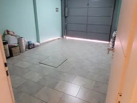 OPORTUNIDAD VENTA CASA 6 AMBIENTES ESCUCHA OFERTA