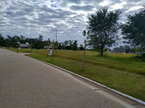 LOTE ESQUINA 345 M2 NVO MALAGUEÑO CON ESCRITURA