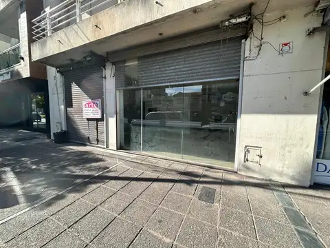 Local en Alquiler en Centro De Lujan, $ 1.500.000