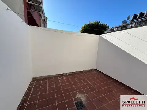 Depto Tipo Casa en Venta con 1 cocheras