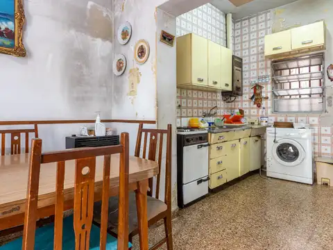 Casa 4 ambientes con 1 baño