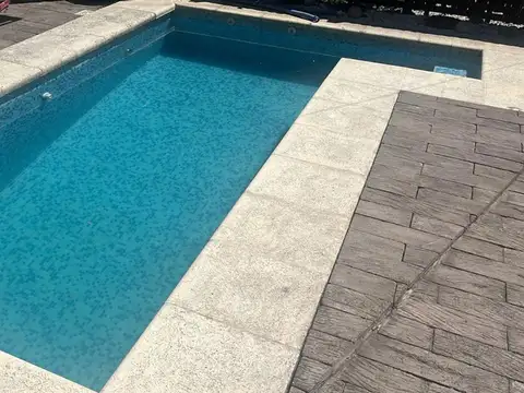 Casa en Venta en La Reja, USD 89.900