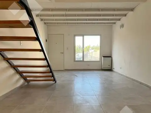 Depto Tipo Casa en Venta de 1 dormitorio
