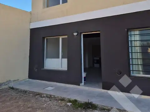 VENTA DÚPLEX A ESTRENAR | 1 DORMITORIO | APTO CRÉDITO | FDEZ ORO