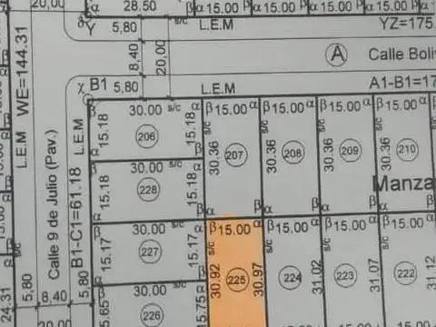 Terreno en Venta 30  mts Fondo