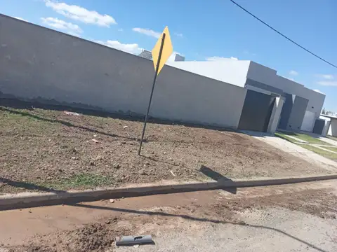 Terreno en Venta 15  mts Frente