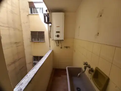 Departamento en Venta en Monte Castro, USD 110.000