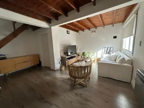 Departamento en Alquiler en Villa Primera, $ 1.200.000