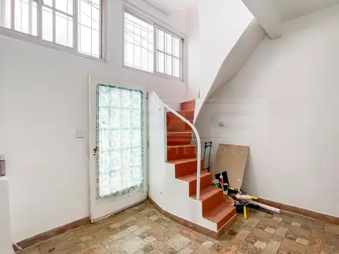 Depto Tipo Casa en Venta 57 años