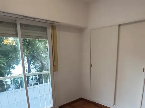 Departamento en Alquiler en Floresta, $ 550.000