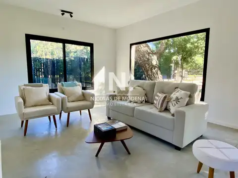 Casa 4 ambientes con 3 baños