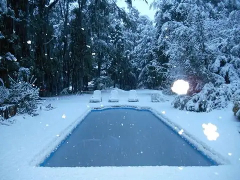 Hotel en Venta en Tres Cerros, USD 1.100.000