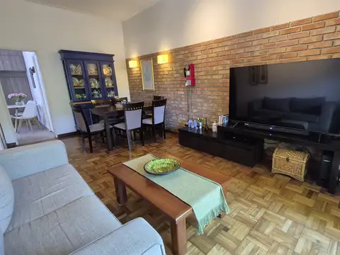 Depto Tipo Casa en Venta en Olivos Quinta Presidencial, USD 220.000