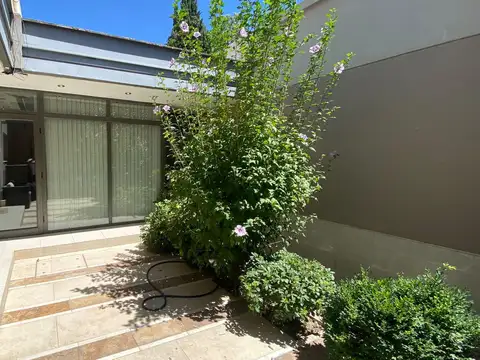 Edificio Comercial en Mendoza
