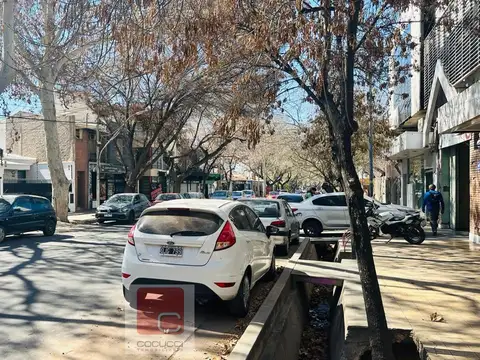 Terreno en venta en zona comercial